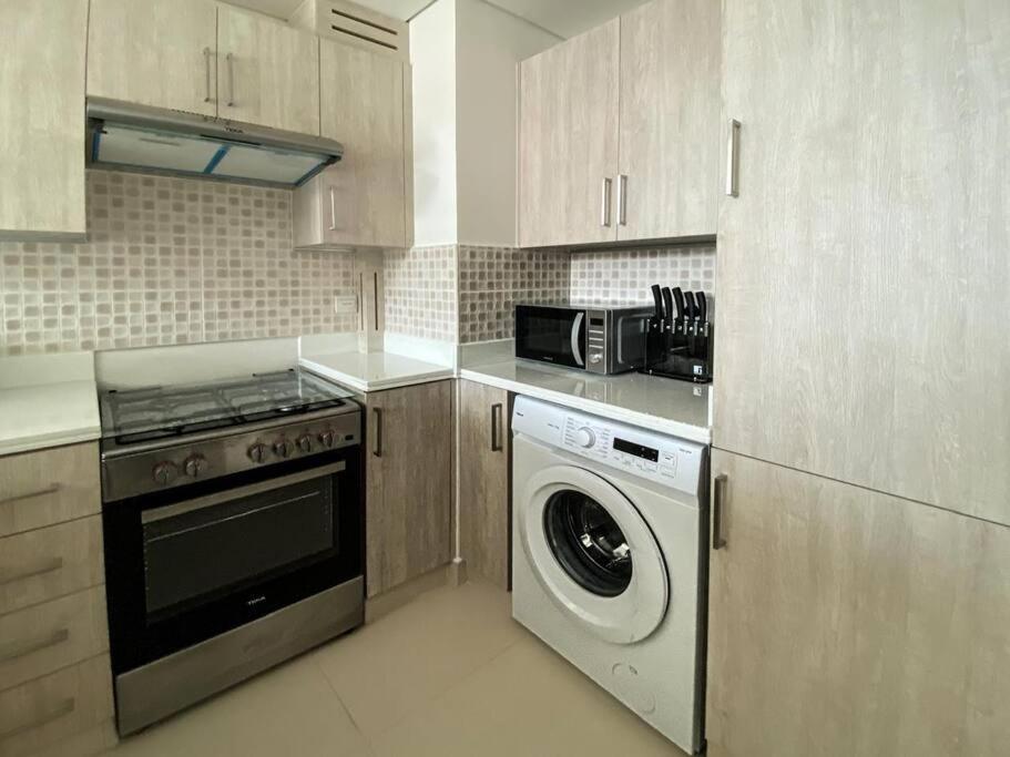 1 Bedroom 65M2, Infinity Pool, West Beach, Noise Insulation Dubai Luaran gambar